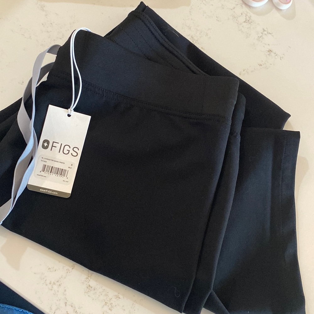NWT FIGS Livingston basic scrub pants